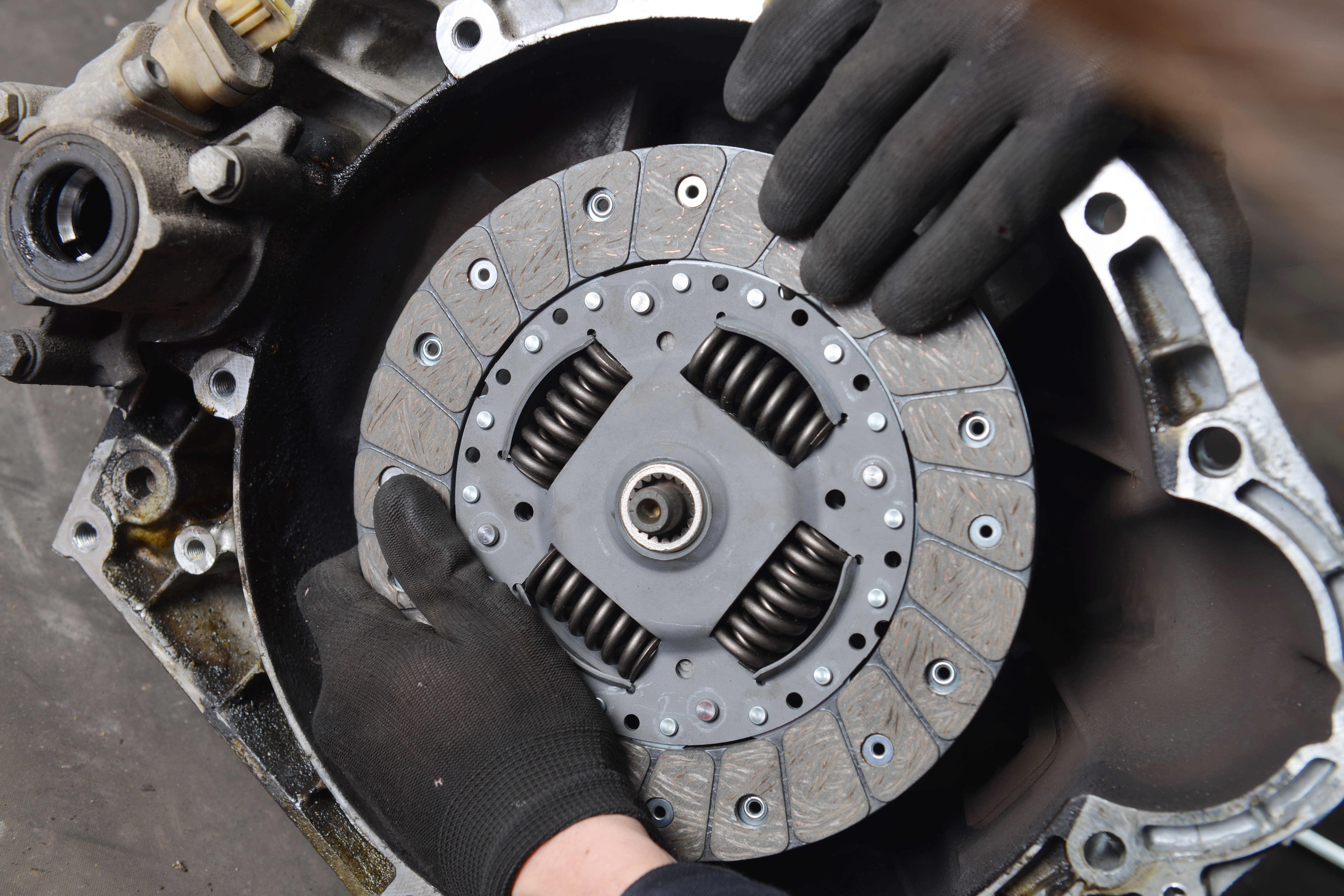 5 Warning Signs You Need A New Clutch